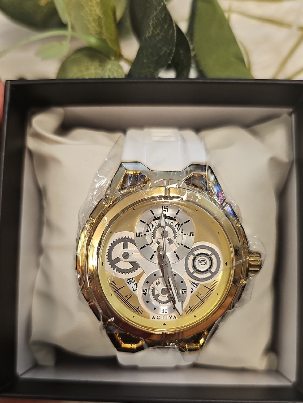 Invicta Activa Gold and White Men's Watch New in Box with Warranty. - Picture 3 of 3